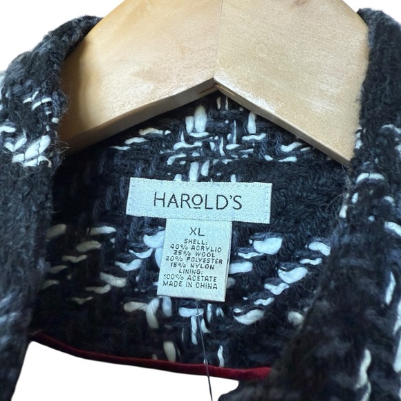 NWT Harold’s Women’s XL Black Plaid Wool Blend Jacket Belted Waist Casual $225 - Picture 3 of 7